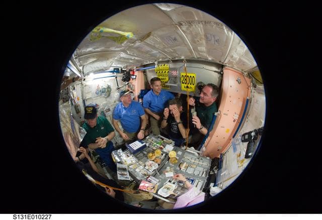 Crew Meal in Node 1 Unity