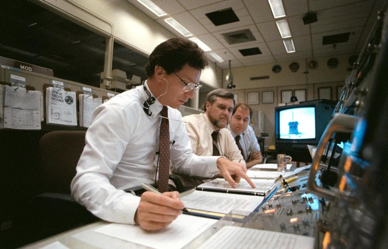 Mcc, flight, control