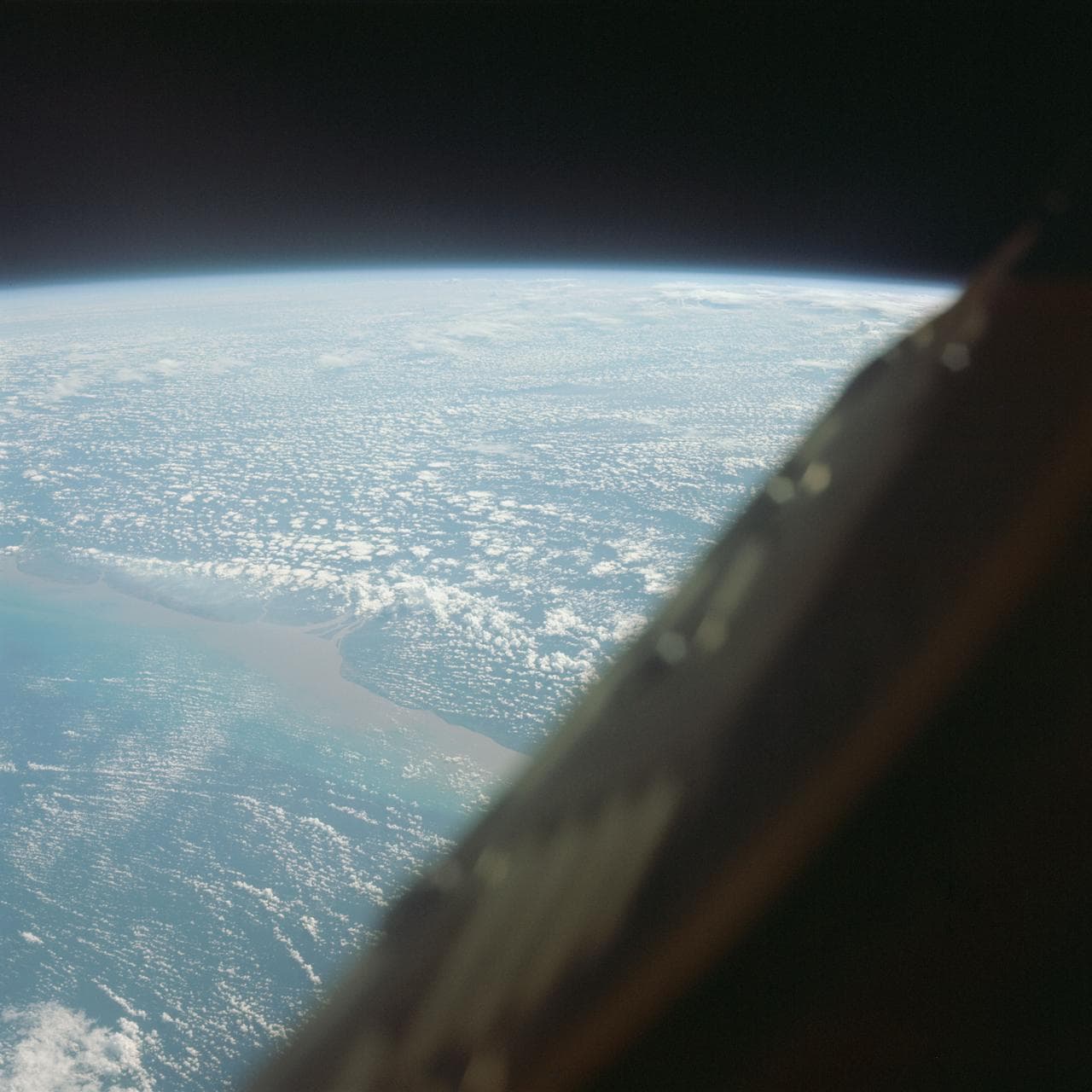 Earth Sky- GT-7