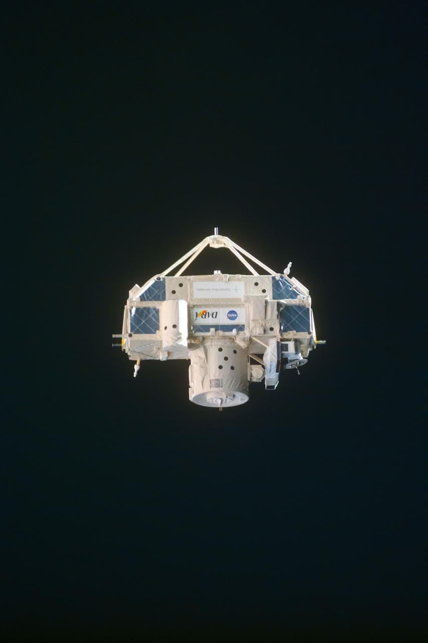CRISTA-SPAS, rendezvous with satellite