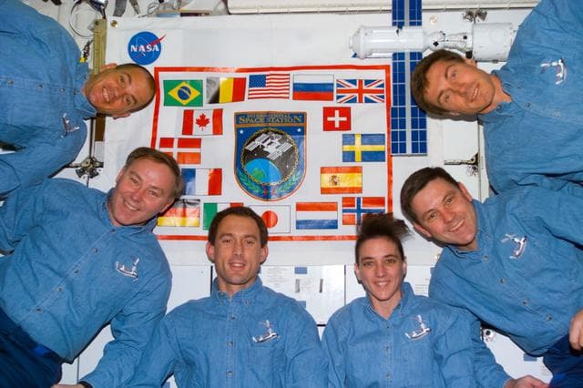 STS-88 in-flight crew portrait