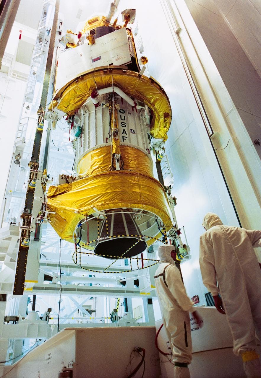 Dsp, satellite, ius
