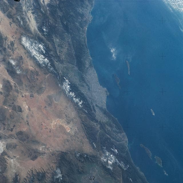 California, cities, coasts