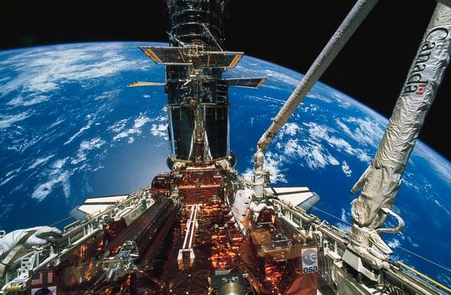 Astronauts, extravehicular, activity