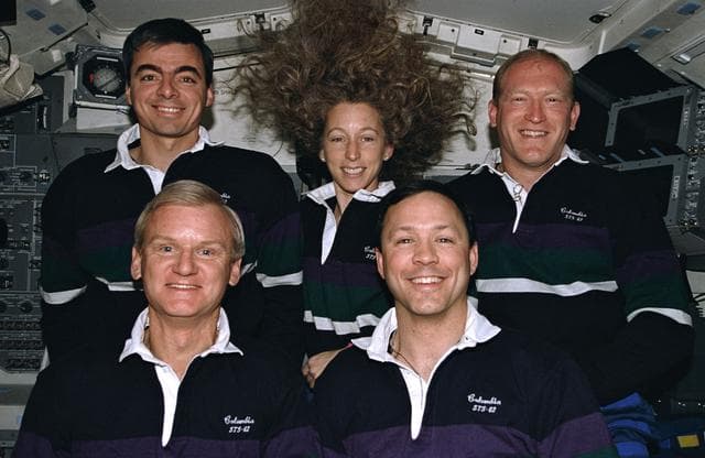 STS-62 onboard crew portrait