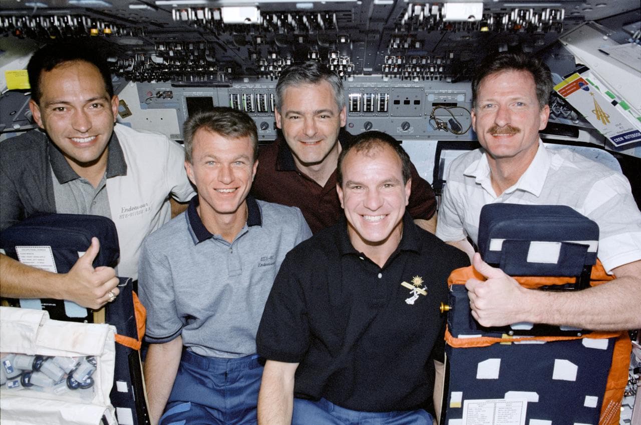 Crew, poses, group