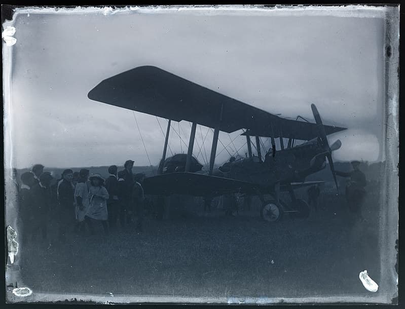 RE8 - Early flying machines #2