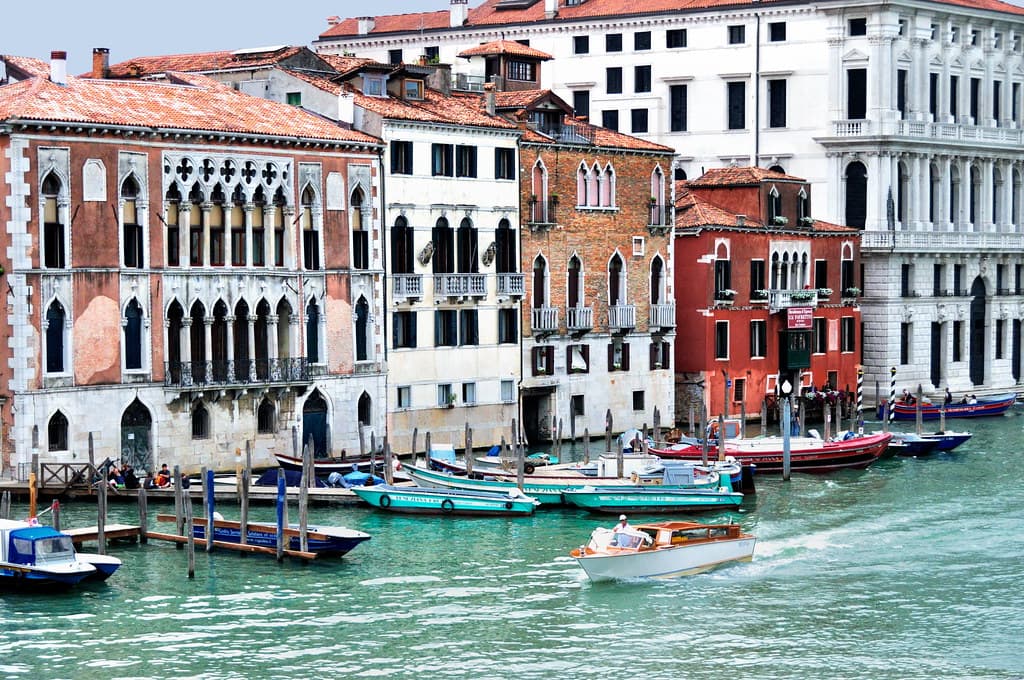 Art, canal, cannaregio