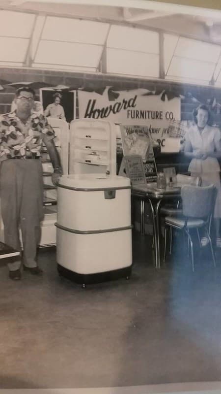 Howard's Furniture