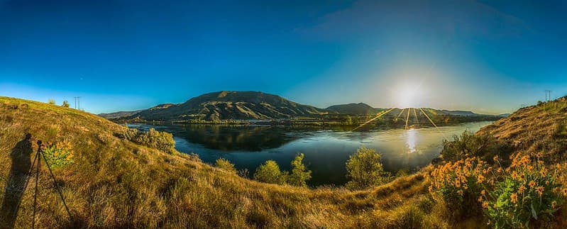 Sunrise at Wenatchee River, Okanogan Wenatchee National Forest