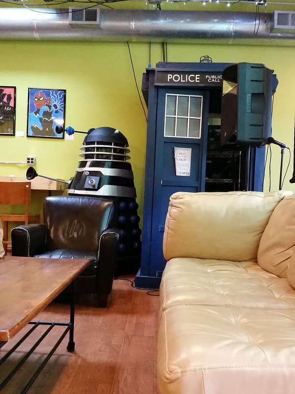 Front room of Geeksboro Coffee