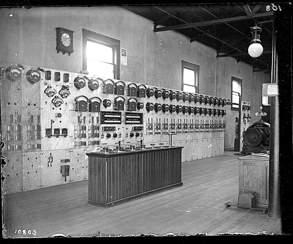 108. Switchboard Los Angeles Electric Co., 1903