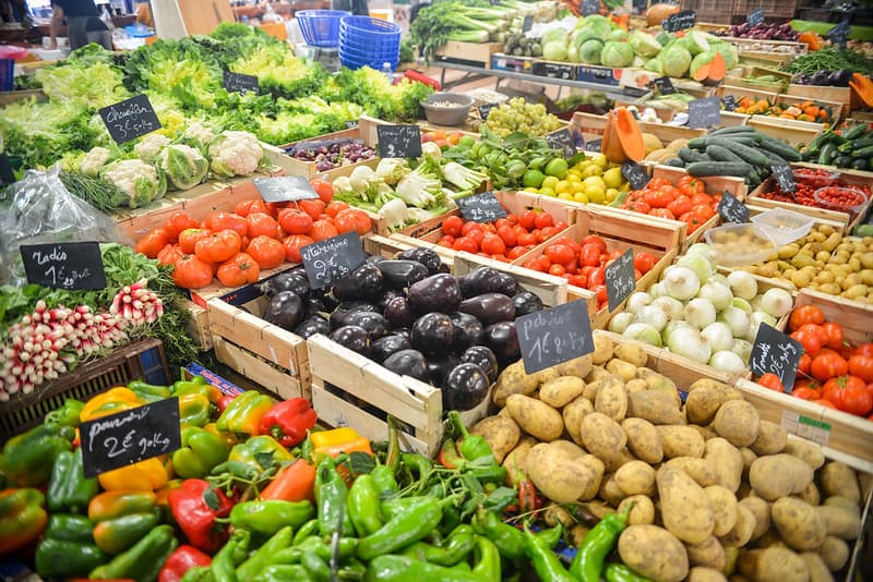 Food-healthy-vegetables-potatoes
