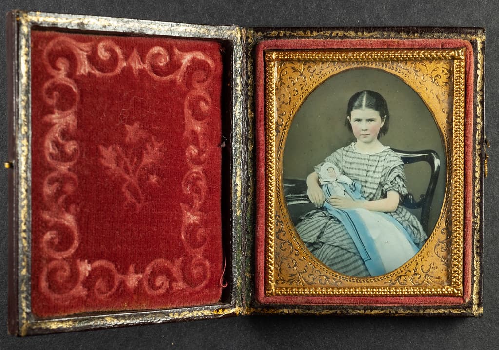 Ambrotype, case, doll
