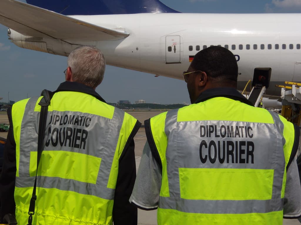 Airplanes, courier, departmentofstate