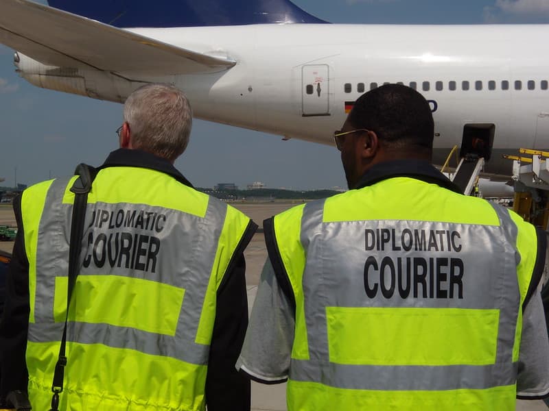 Airplanes, courier, departmentofstate