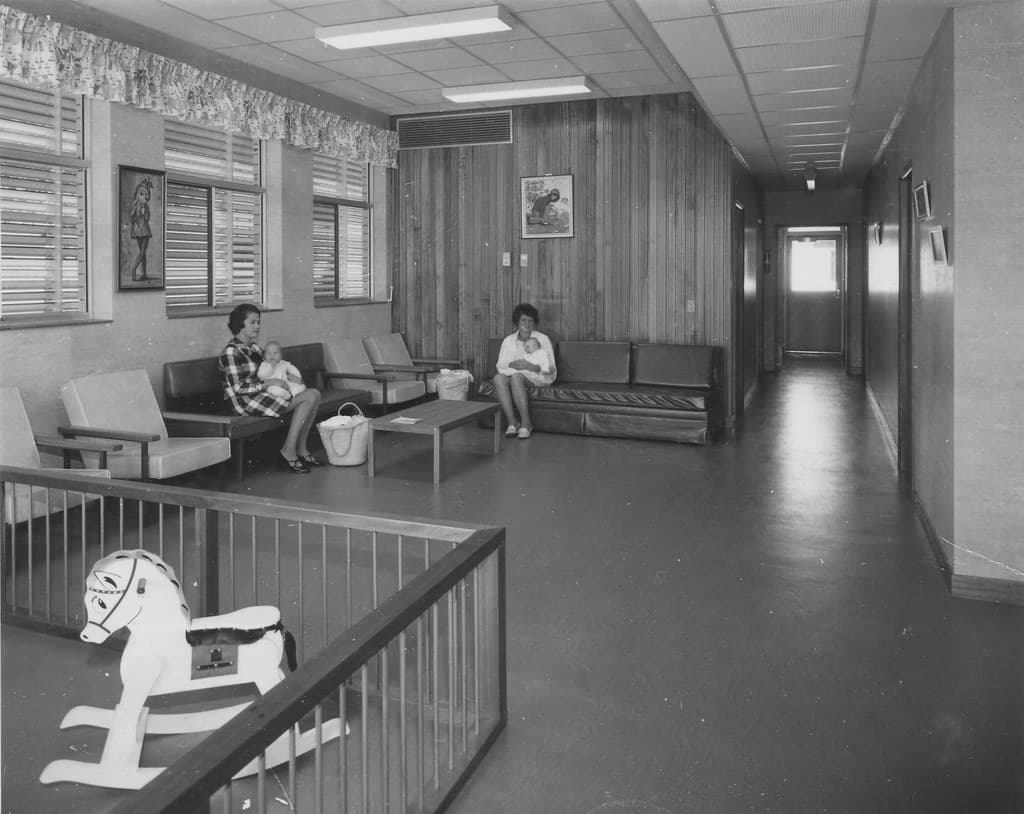 Interior of Maternal and Child Welfare Centre at Dalby, May 1973