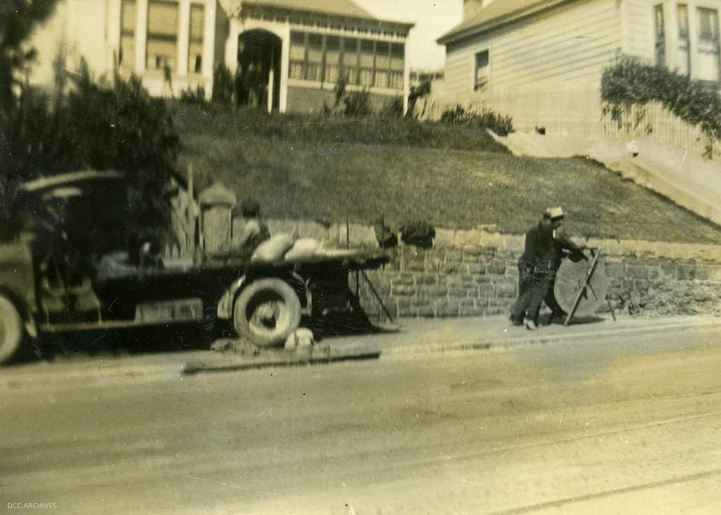 Cable Laying - Main South Road, c1920