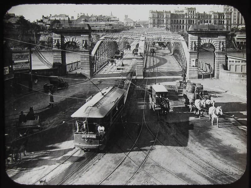 Traffic on Victoria Bridge, Brisbane, Qld - circa 1920 (Explore #86)