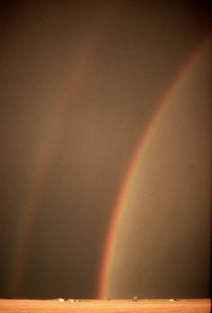 Rainbow Over Oklahoma Wheat (NOAA/unidentified fotog)