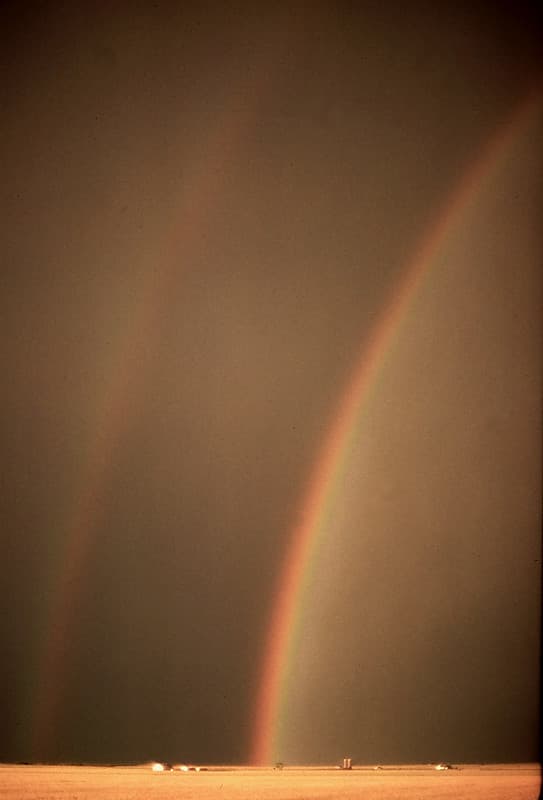 Rainbow Over Oklahoma Wheat (NOAA/unidentified fotog)