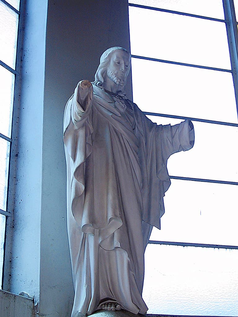 Christ Without Hands