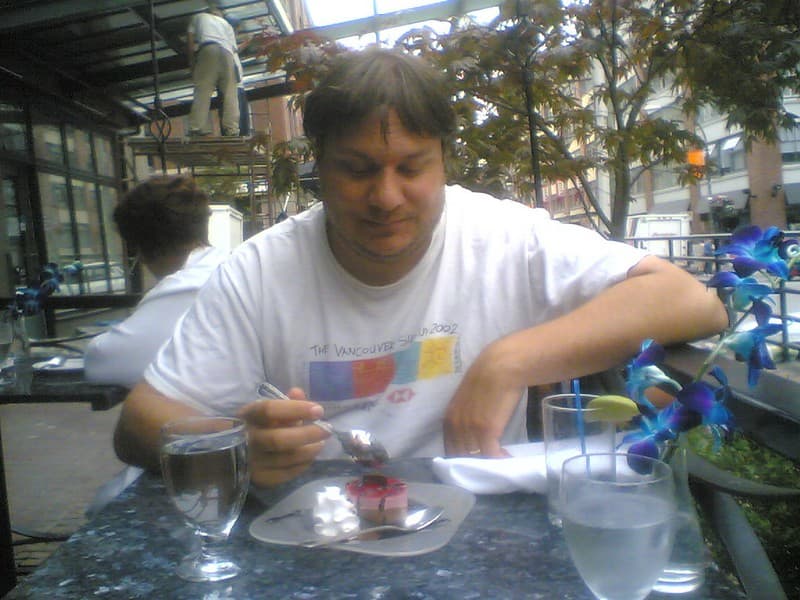 Walter eats dessert at Simply Thai