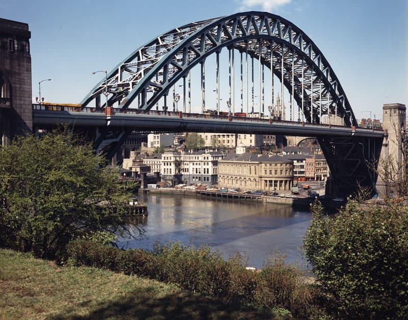 055220:Tyne Bridge. City Engineers. c.1975