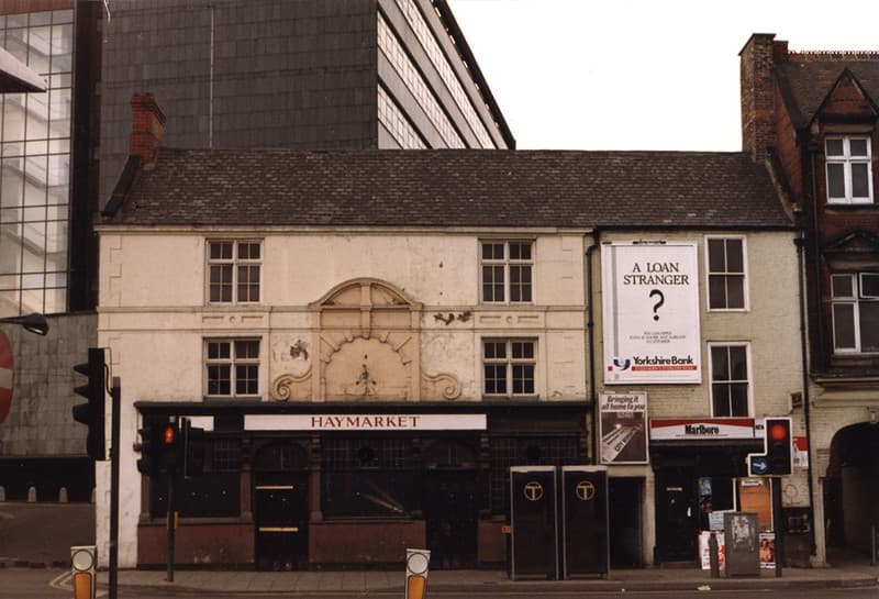 048366:Haymarket pub Percy Street Fern Roger 1987