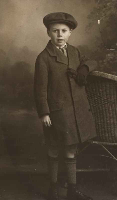 066102:Studio portrait of a boy Unknown c.1930s