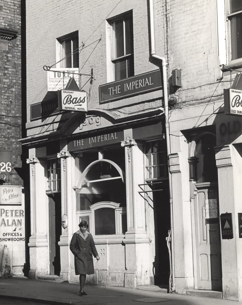 013953:The Imperial pub, Cloth Market, Newcastle upon Tyne, 1964