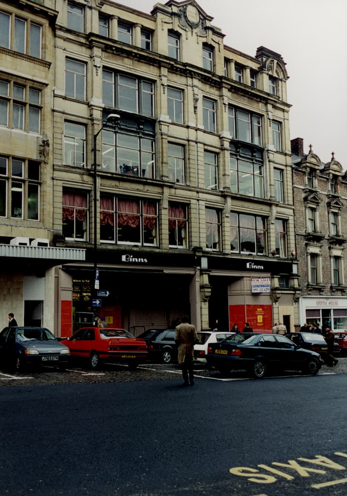 060841:Binns Bigg Market Newcastle upon Tyne Ermel T. 1995