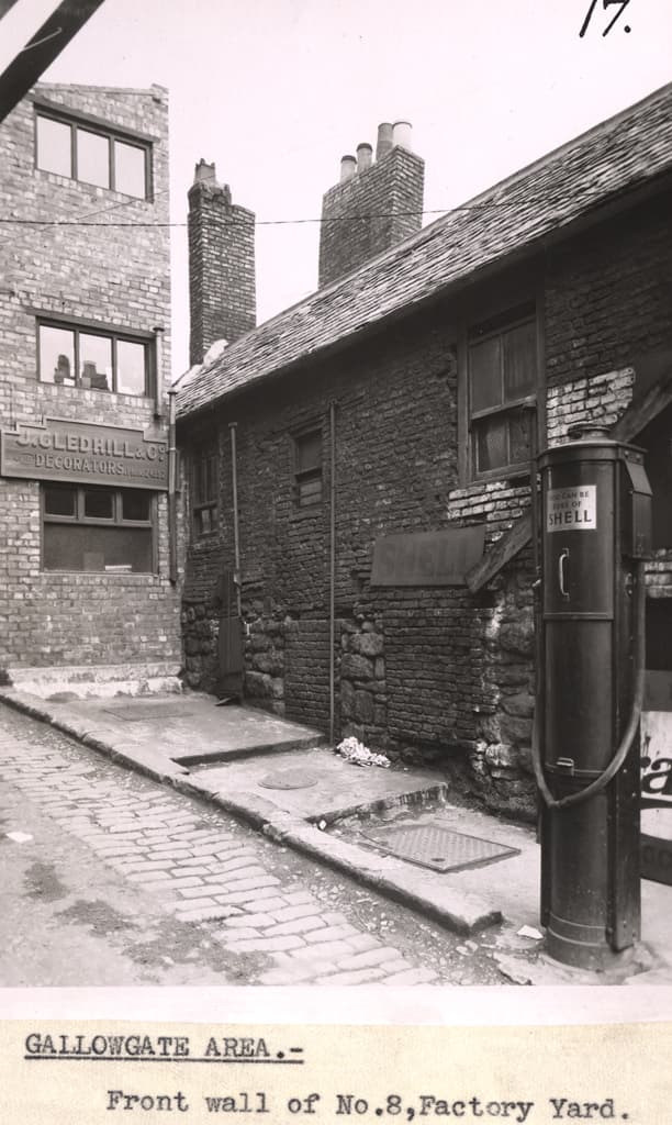 034839:Factory Yard Gallowgate unknown c.1935