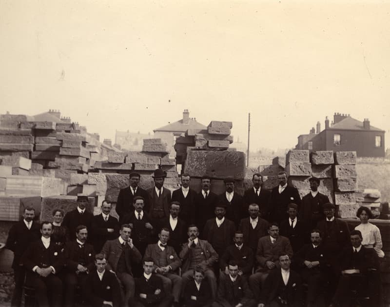 053196:Group portrait Unknown Undated