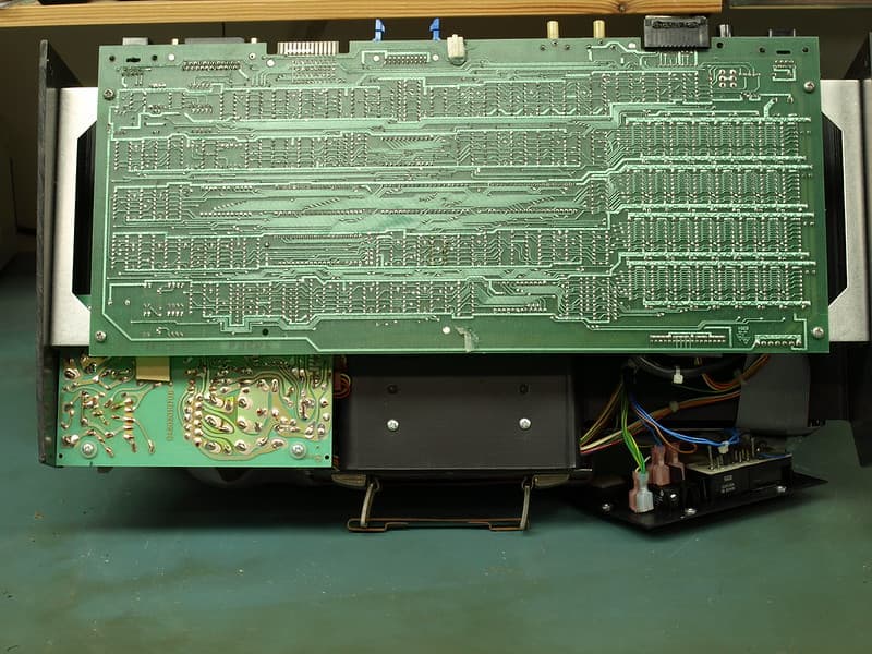 Osborne 1 Computer Teardown