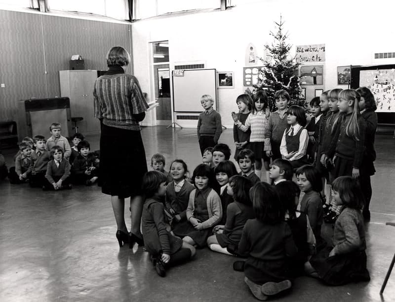 038069:Throckley Vallum First School Throckley City Engineers 1977