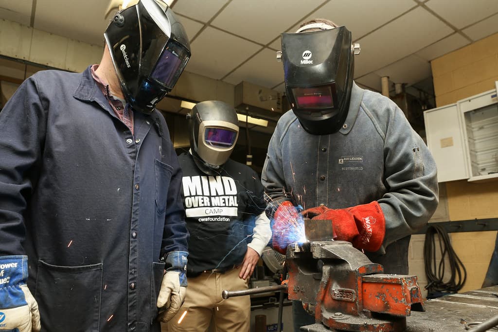 March break welding camp / Congé de mars – camp sur la soudure