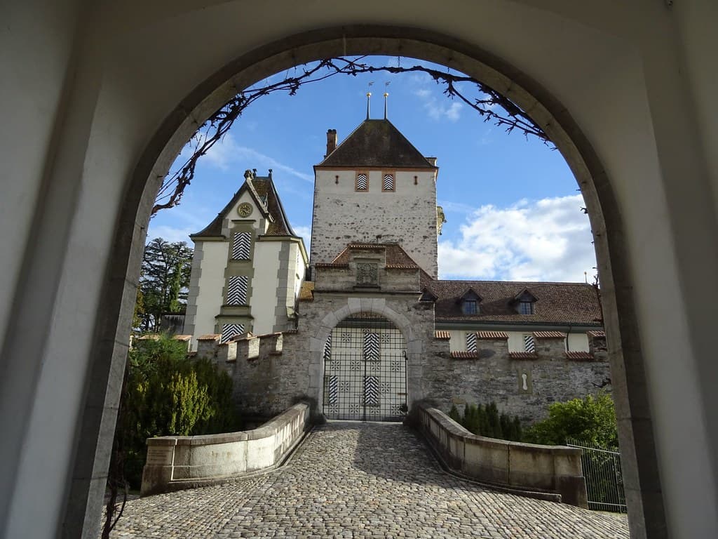 Switzerland - Oberhofen castle