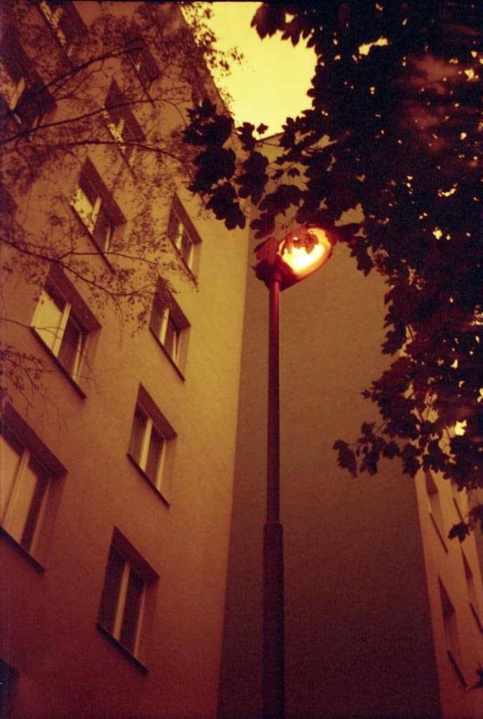 Smena 8M - Redscale - Lamp 1