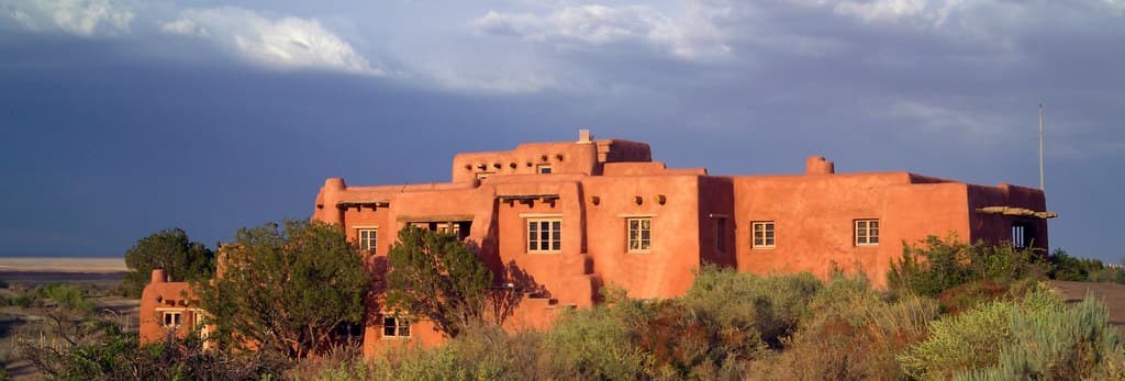 07-02-6 Painted Desert Inn at Sunset