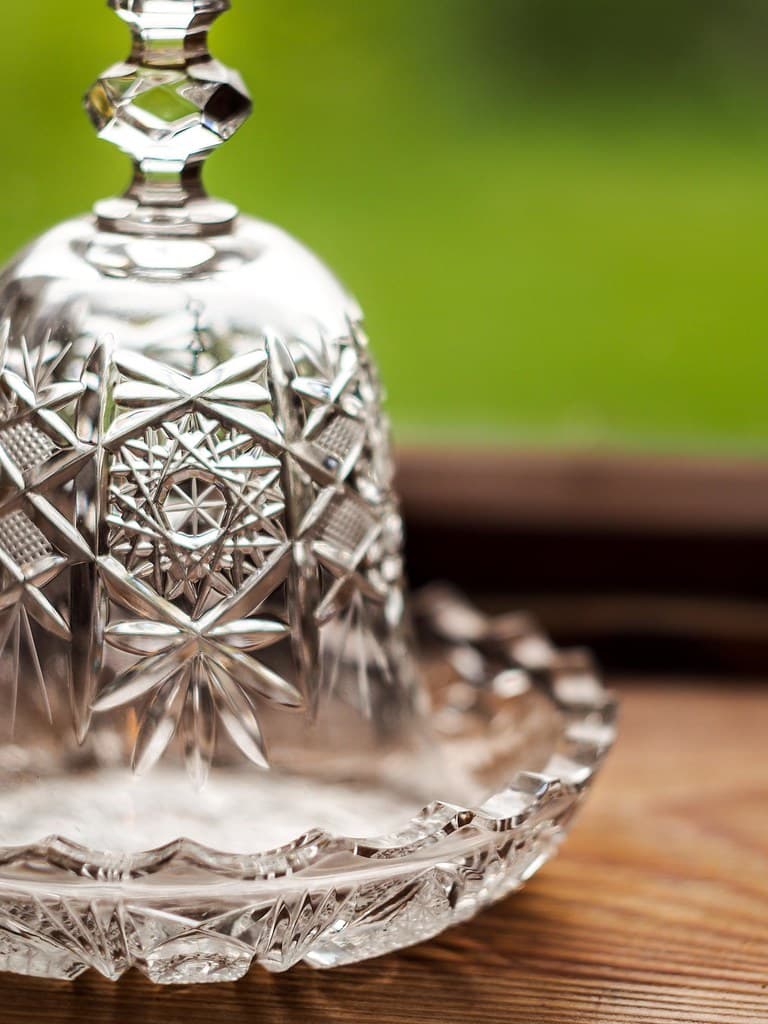 Glass pattern on a green backround