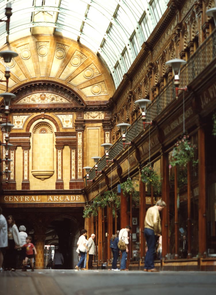 048426:Central Arcade Newcastle upon Tyne City Engineers 1982
