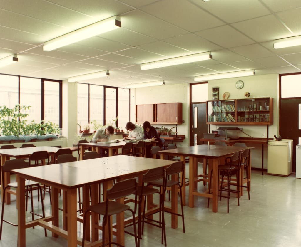 038373:Walker Middle School Walker City Engineers 1977