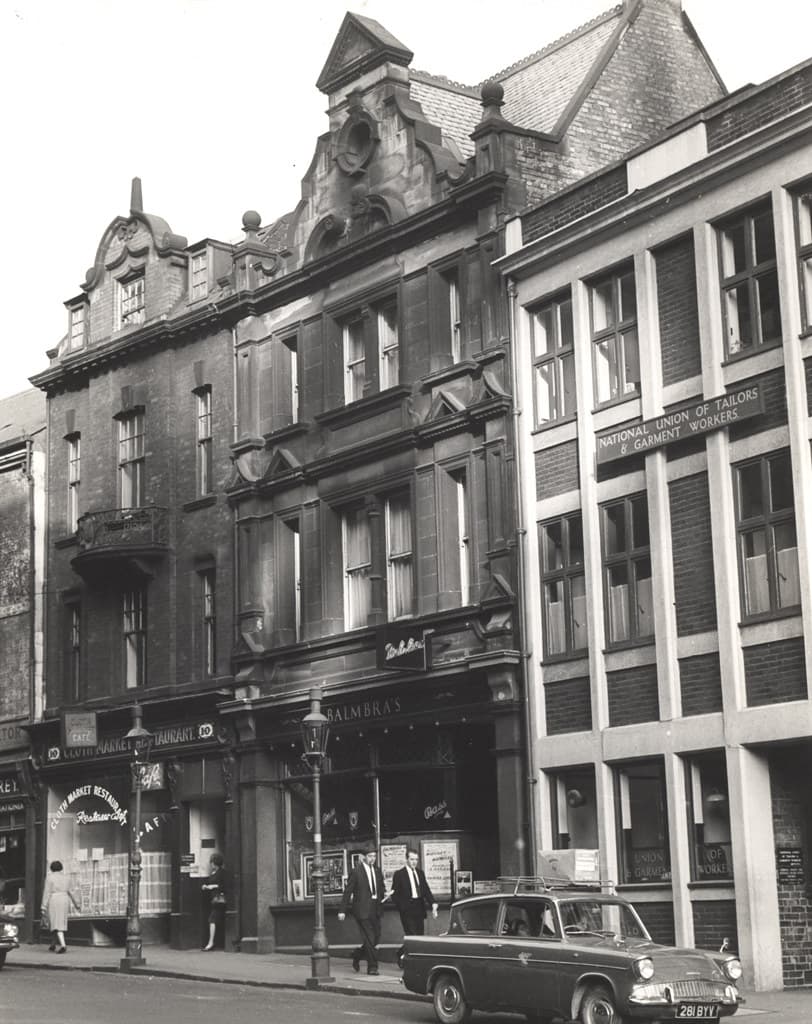 013952:Balmbra's Cloth Market Newcastle upon Tyne 1964