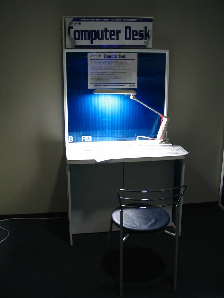 Computer Desk at Narita Airport 1