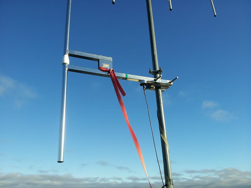 20121023 105901 FM 90,5 transmitter antenna