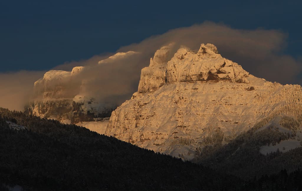 Amphitheater Mountain