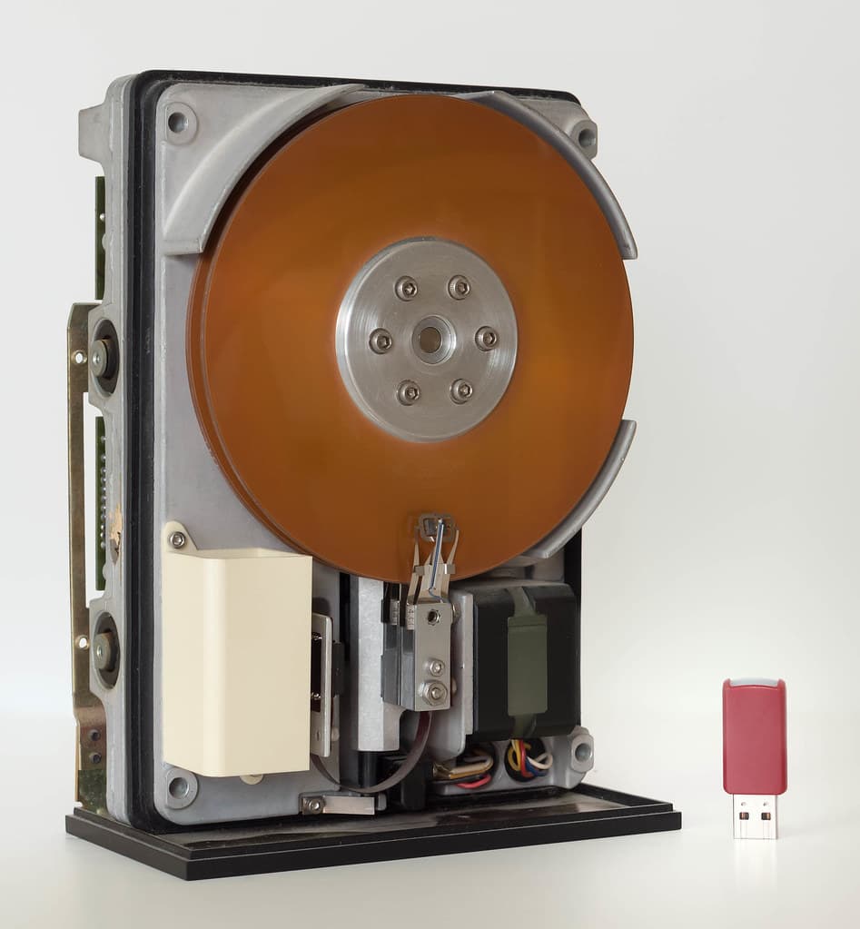 Miniscribe 2012 10 MB hard drive