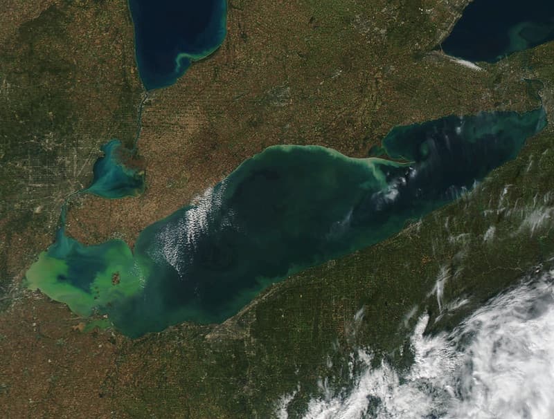 Lake Erie MODIS satellite Oct 2013