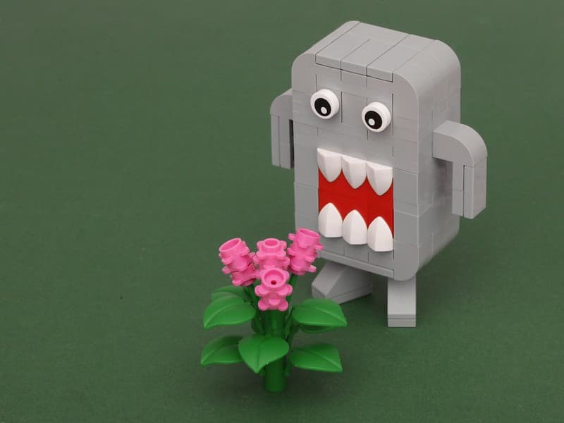 Domo-kun meets Hana-chan
